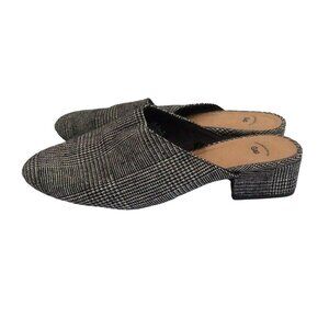 GAP Black and White Mules